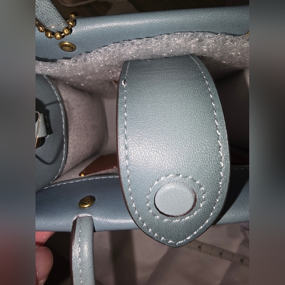 COACH Mini Cashin Tote - Picture 14 of 16